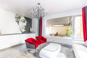 Home in Paris Marais Elegant Flat in Old Paris